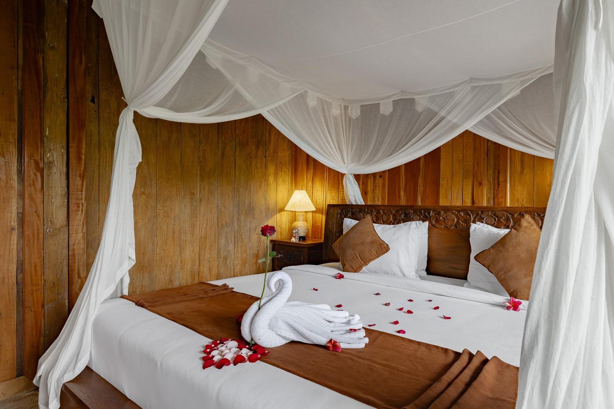 Moringa Ubud Villa Exterior photo